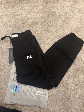 YoungLA Black Pump Cover Joggers